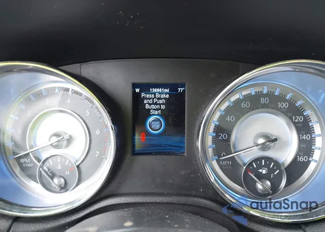 2014 Chrysler 300C из США, поврежденный, VIN 2C3CCAET1EH149201